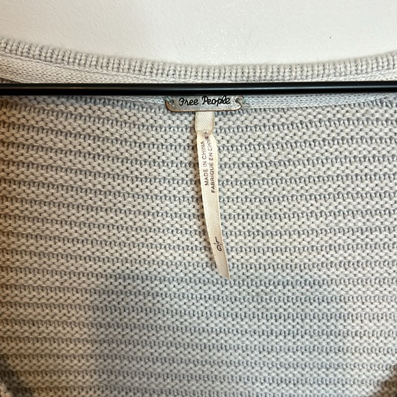 Free People La Brea V Neck Sweater - Picture 4 of 5